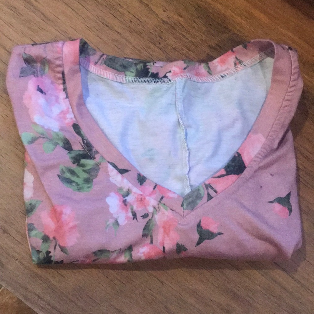 Women’s small loose floral shirt